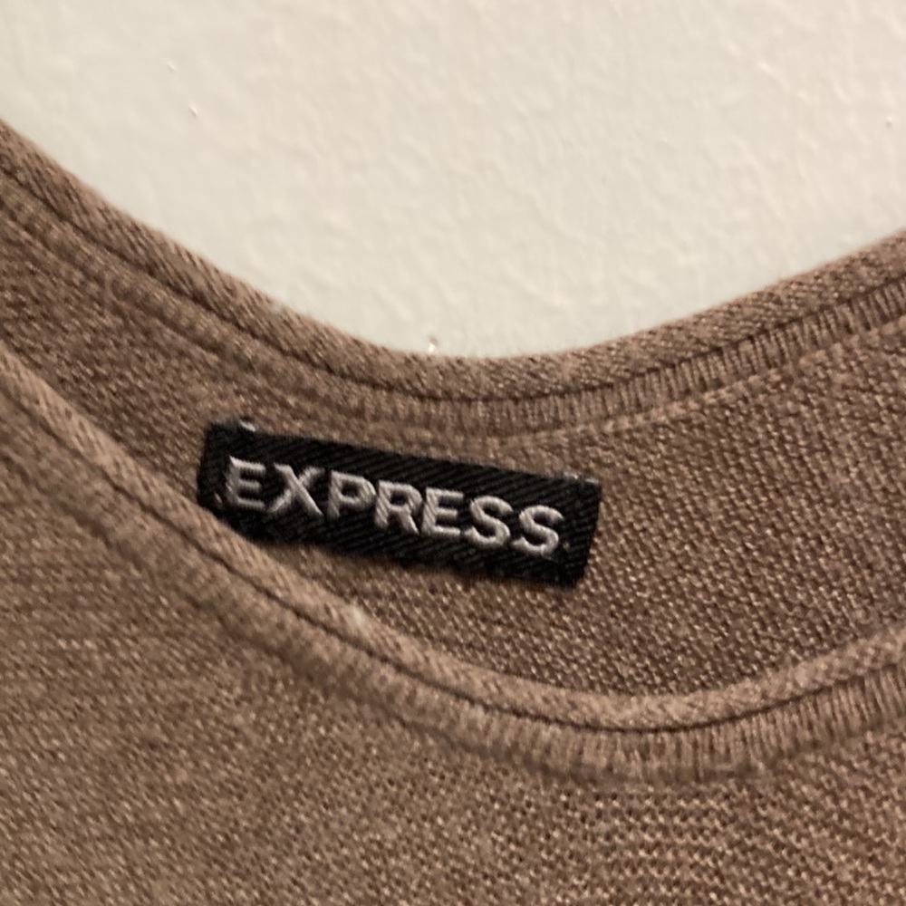 Express Top - Picture 4 of 8